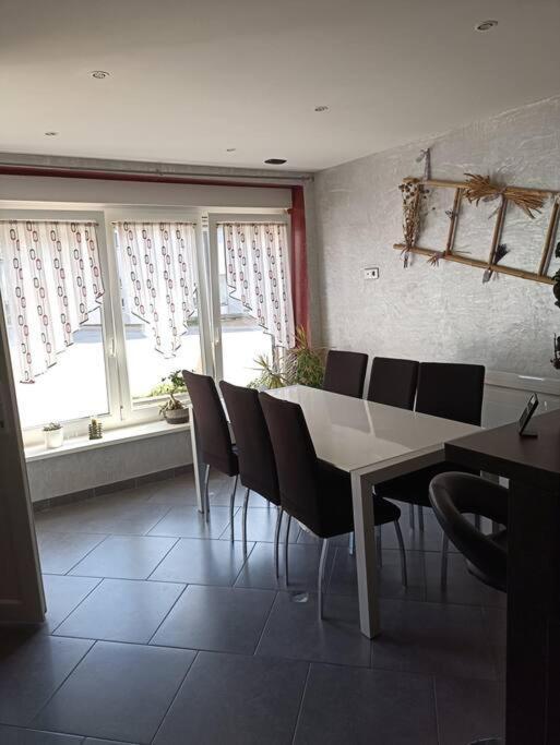 Appartement De 70M2 Tout Equipe Hargarten-aux-Mines 외부 사진